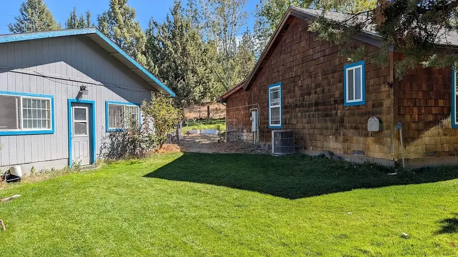 17230 Big Springs Road, Weed, CA 96094 - #3