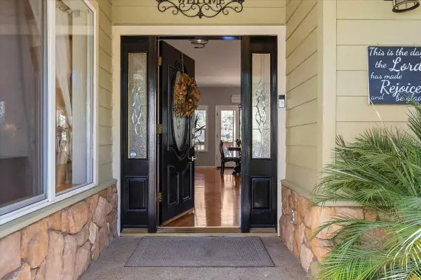 18675 Mountain View Drive, Pine Grove, CA 95665