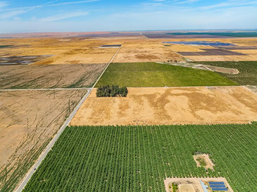 0 Gardner Field Rd, Taft, CA 93268 - #2