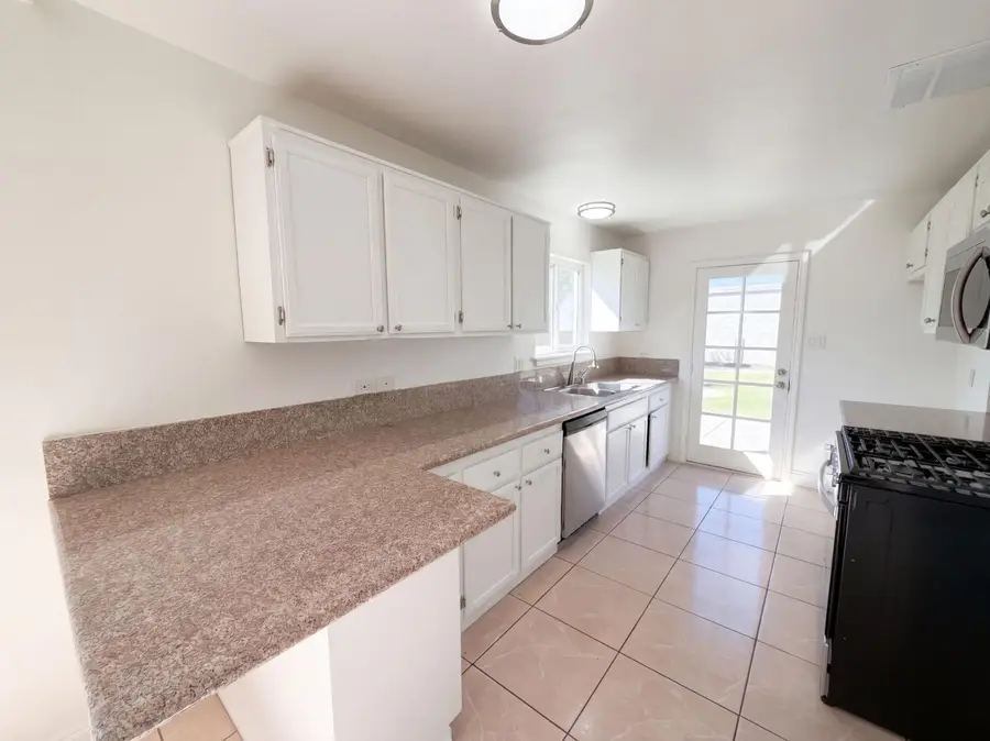 10605 Olson Drive, Rancho Cordova, CA 95670 - #2