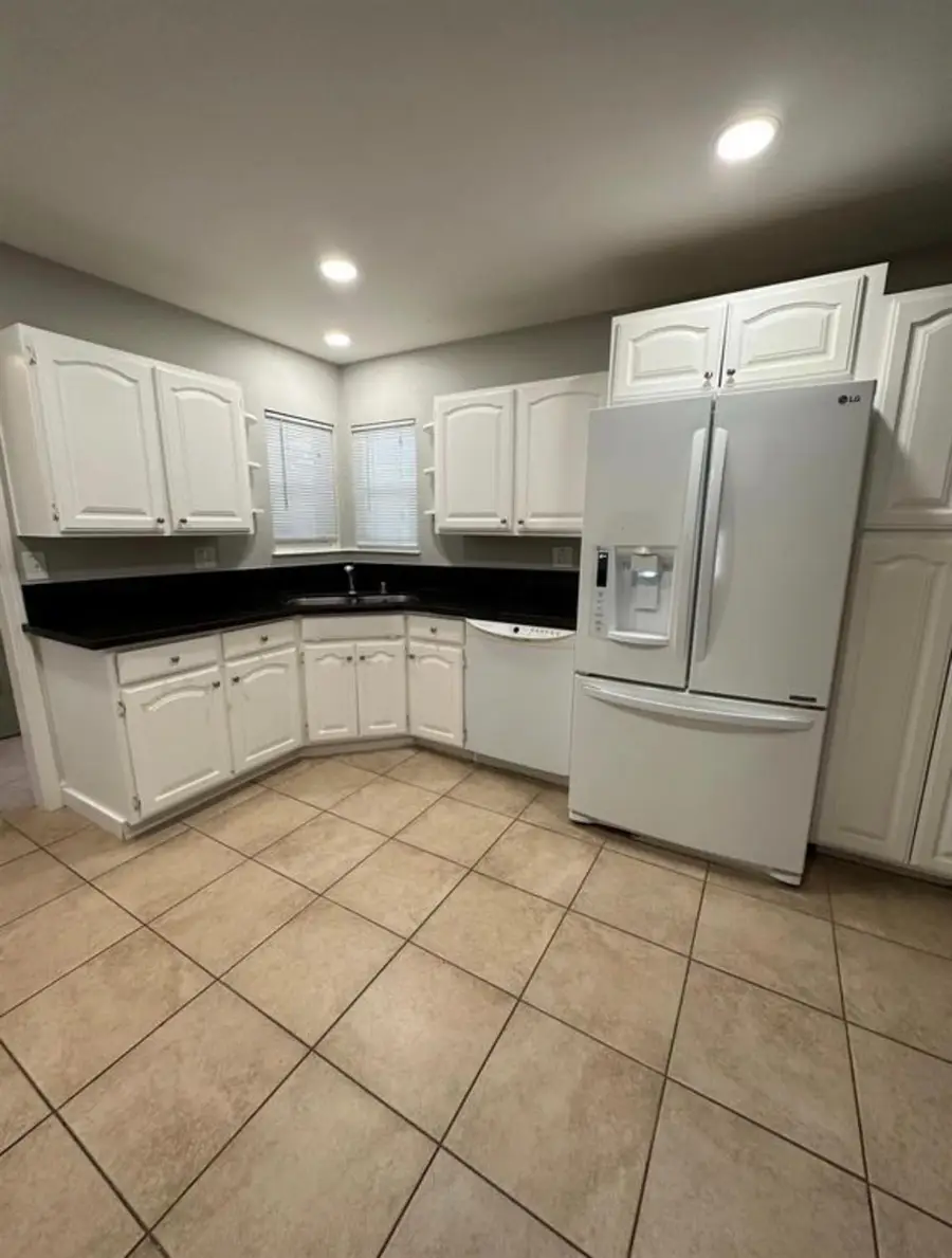 3961 Floral Drive, North Highlands, CA 95660 - #3