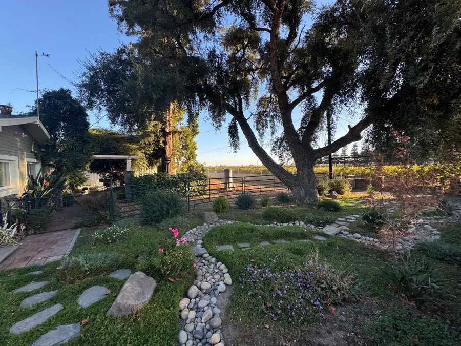 4865 E Woodbridge Road, Acampo, CA 95220 - #3