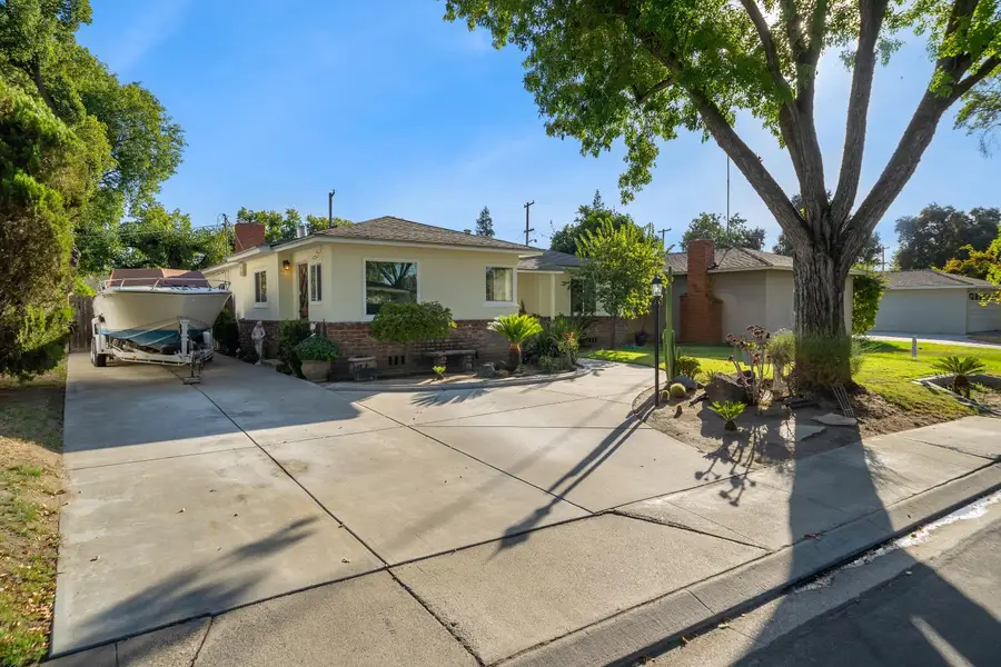 1208 E Morris Avenue, Modesto, CA 95350 - #3