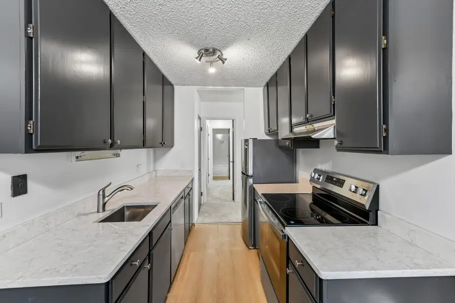 2201 Woodside Lane #16, Sacramento, CA 95825 - #2