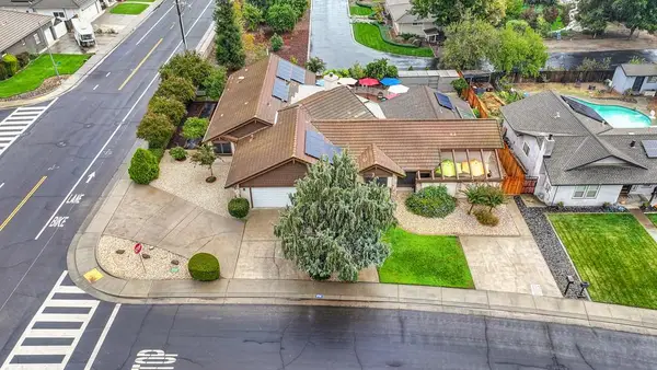 1706 Sanchez Way, Escalon, CA 95320