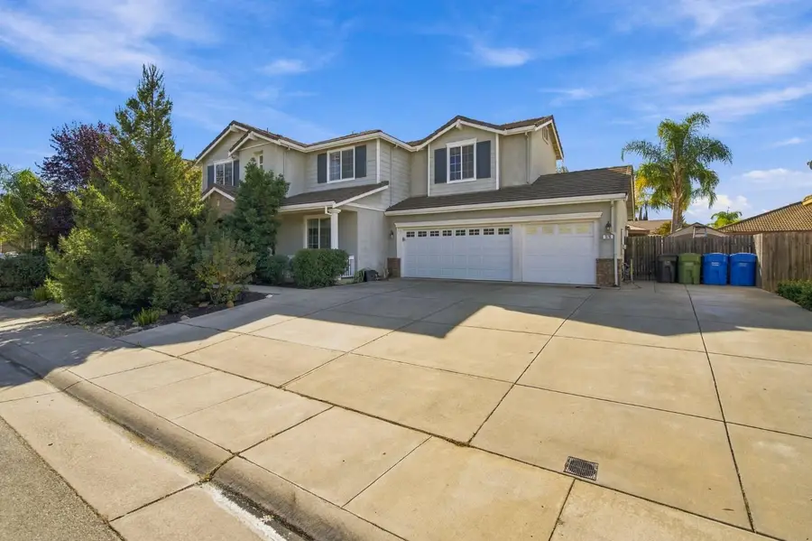 976 Trafalgar Circle, Galt, CA 95632 - #2