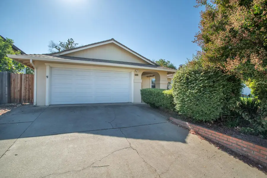 9668 Elmira Circle, Sacramento, CA 95827 - #3
