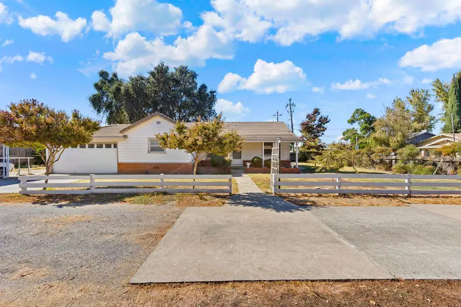 1346 E Gum Avenue, Woodland, CA 95776 - #3