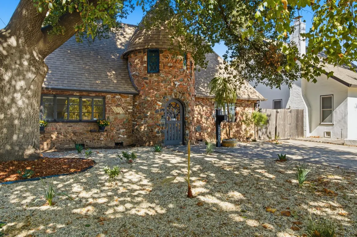 2701 Sutterville Road, Sacramento, CA 95820 - #1