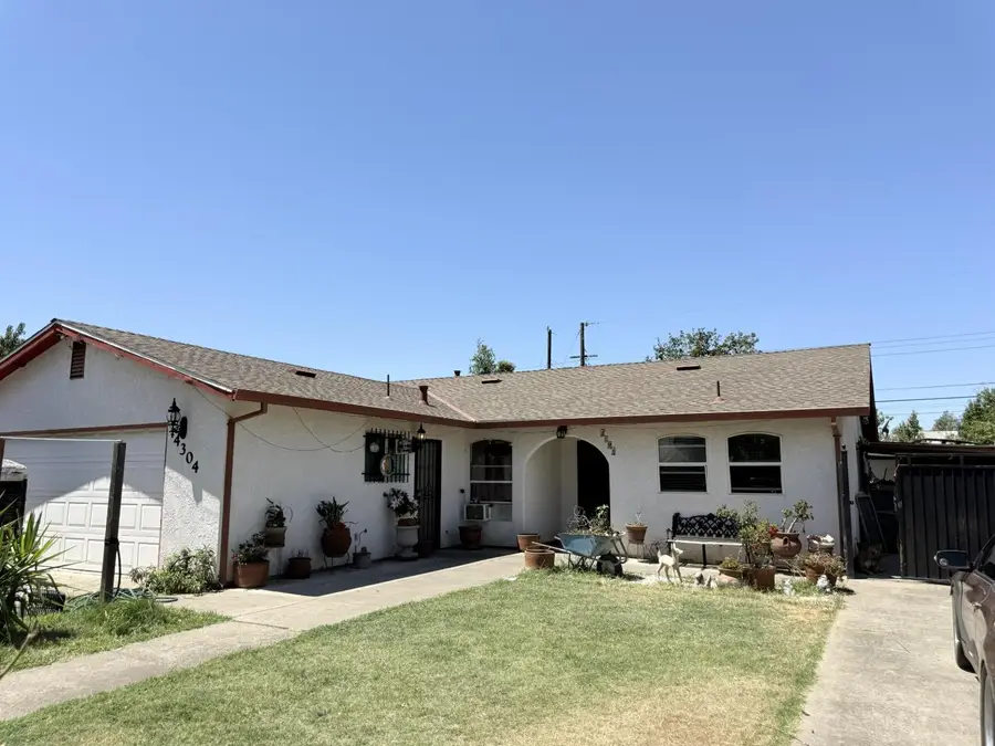4304 Howard Avenue, Sacramento, CA 95820 - #2