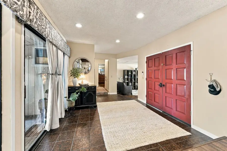 242 Jennifer Circle, Roseville, CA 95678 - #2
