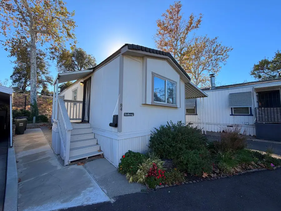 902 Del Paso Boulevard #84, Sacramento, CA 95815 - #2