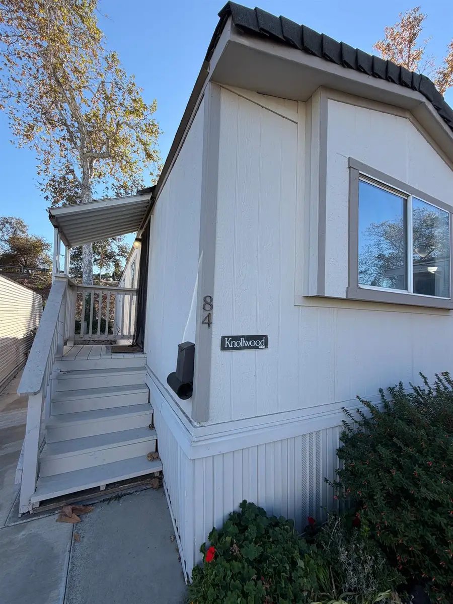 902 Del Paso Boulevard #84, Sacramento, CA 95815 - #3