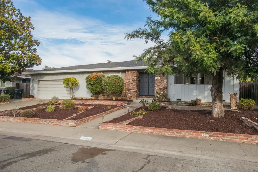 1124 Fay Circle, Sacramento, CA 95831 - #2