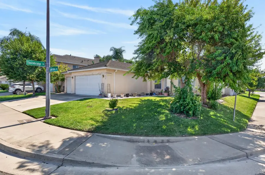 932 Lake Park Avenue, Galt, CA 95632 - #2