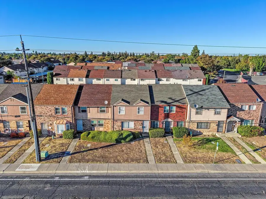 4221 Brookfield Drive, Sacramento, CA 95823 - #3