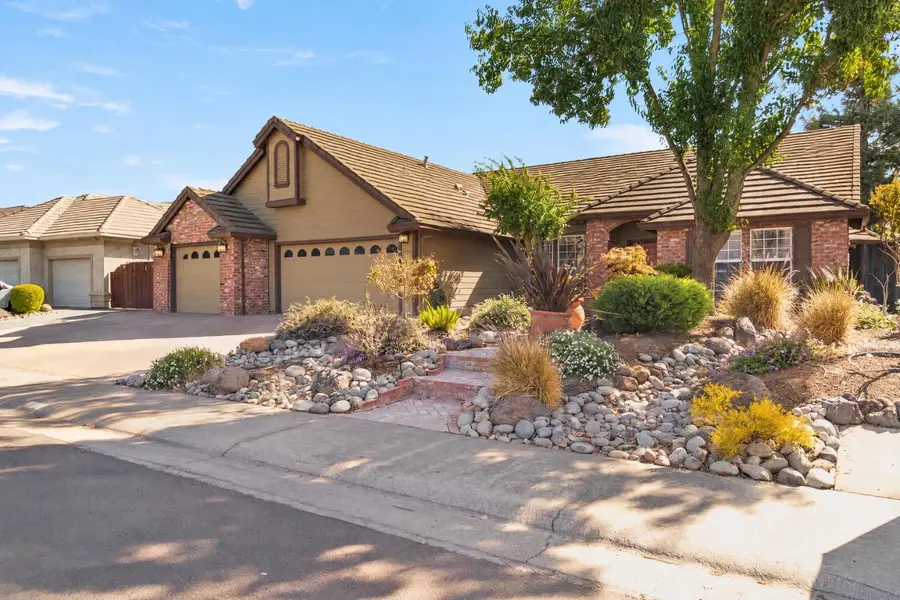 930 Chisholm Trail, Galt, CA 95632 - #2