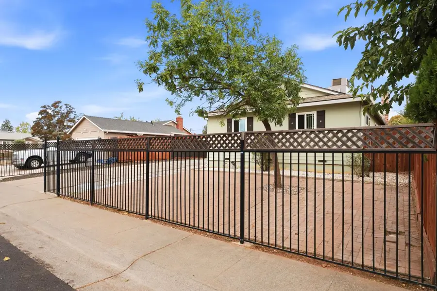 8961 Rosetta Circle, Sacramento, CA 95826 - #2