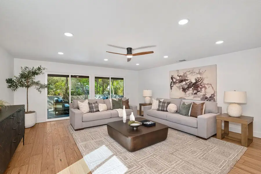 8046 California Ave, Fair Oaks, CA 95628 - #3