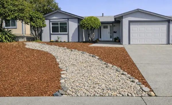 6221 Carl Sandburg Circle, Sacramento, CA 95842