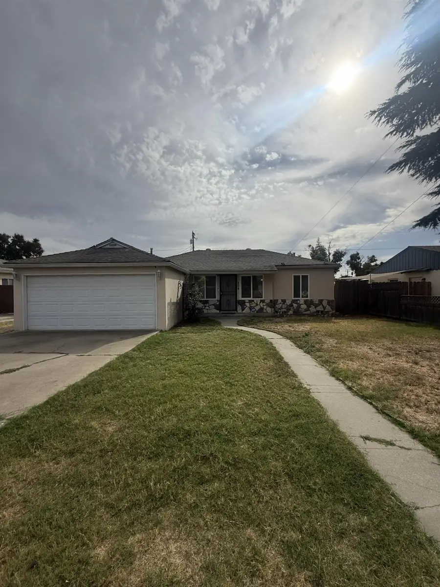 204 Palm Avenue, Modesto, CA 95350 - #2