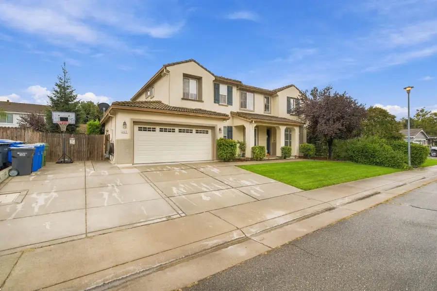 1122 Paddington Circle, Galt, CA 95632 - #2