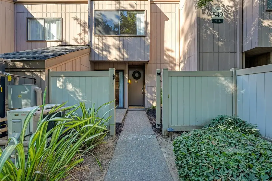 549 Woodside Oaks #3, Sacramento, CA 95825 - #3