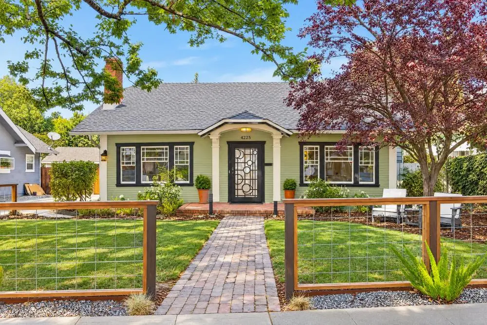 4225 2nd Avenue, Sacramento, CA 95817 - #1