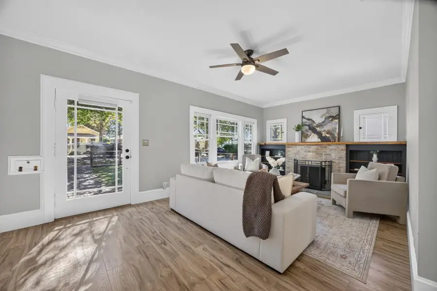 4225 2nd Avenue, Sacramento, CA 95817 - #3