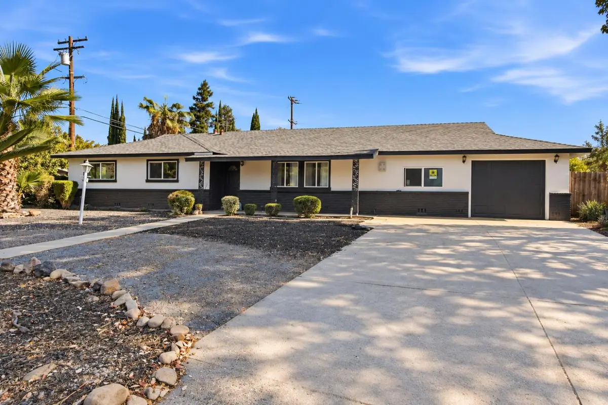 1124 Lakewood Avenue, Modesto, CA 95355 - #1