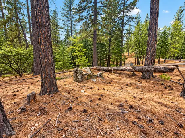 13694 Old Emigrant Trail, Grass Valley, CA 95945