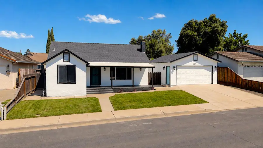 13361 Bentley Street, Waterford, CA 95386 - #2