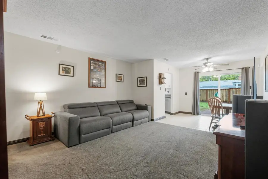4427 Caxton Court, North Highlands, CA 95660 - #3