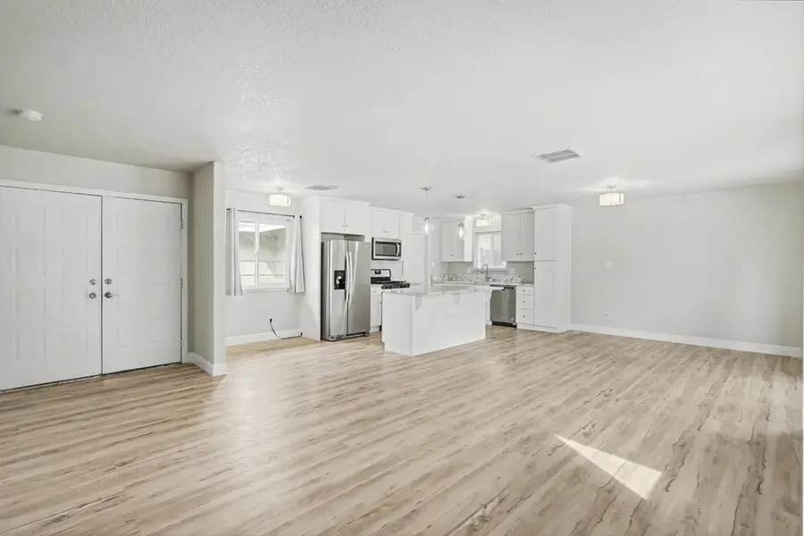 9062 Salmon Falls Drive, Sacramento, CA 95826 - #3