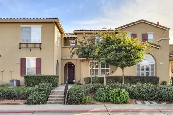8398 Crystal Walk Circle, Elk Grove, CA 95758
