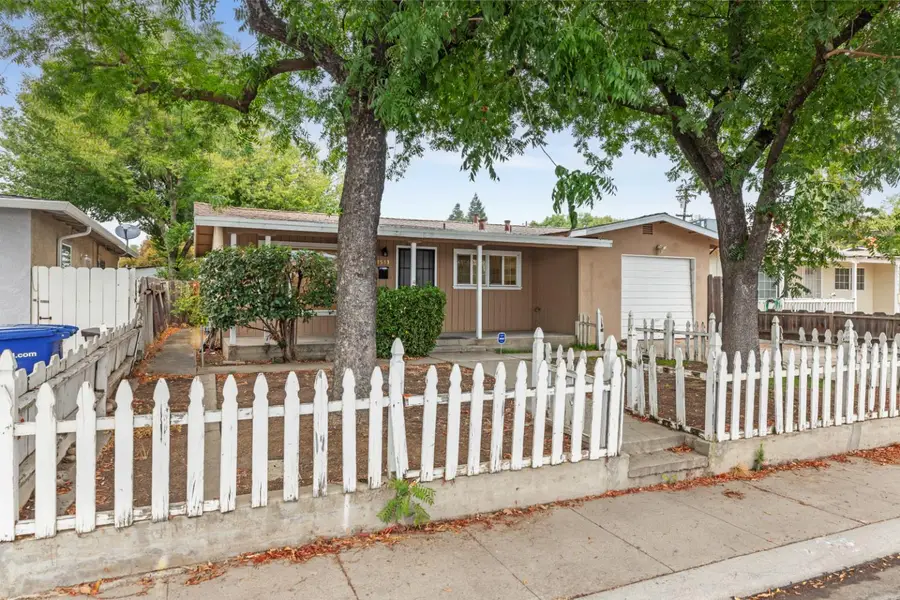2533 Brenner Way, Modesto, CA 95350 - #3
