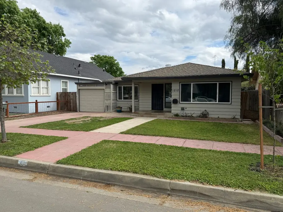 1212 Kern Street, Newman, CA 95360 - #2