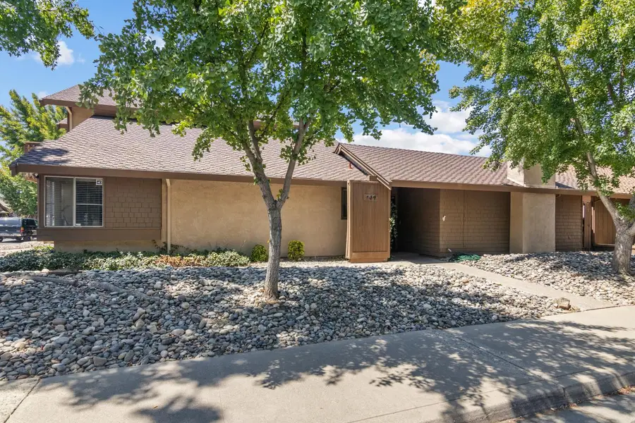 509 Phoenix Avenue, Modesto, CA 95354 - #2