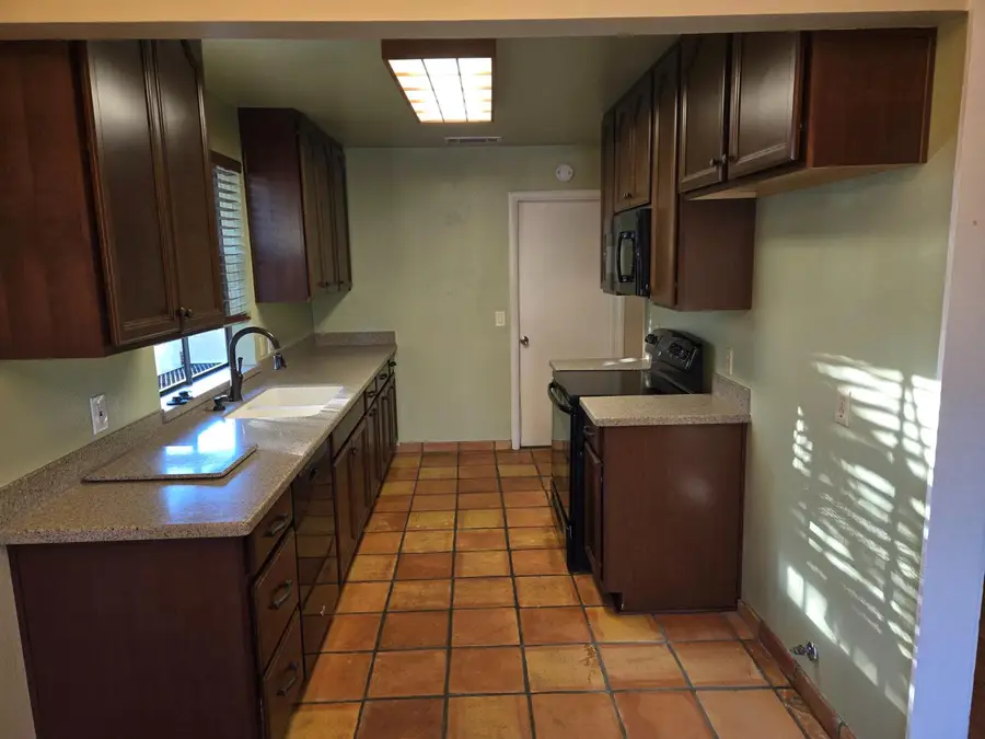 3233 Explorer Drive, Sacramento, CA 95827 - #3