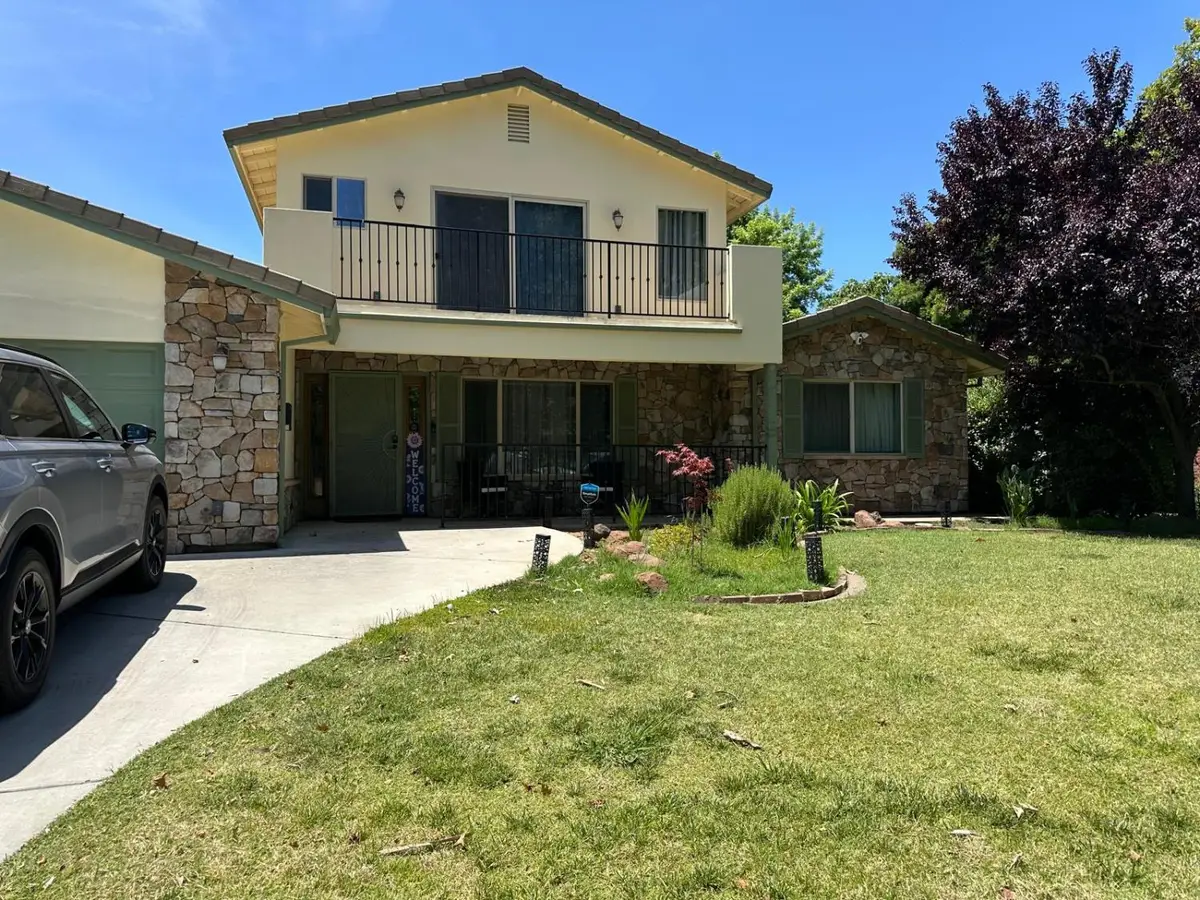 3621 W Country Club Lane, Sacramento, CA 95821 - #1