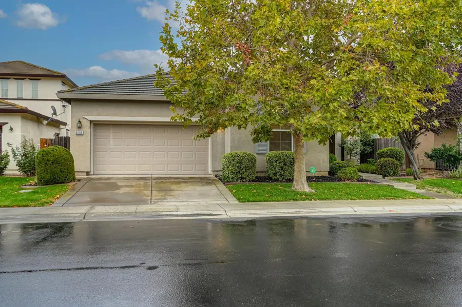 9645 Marynissen Way, Elk Grove, CA 95757 - #3