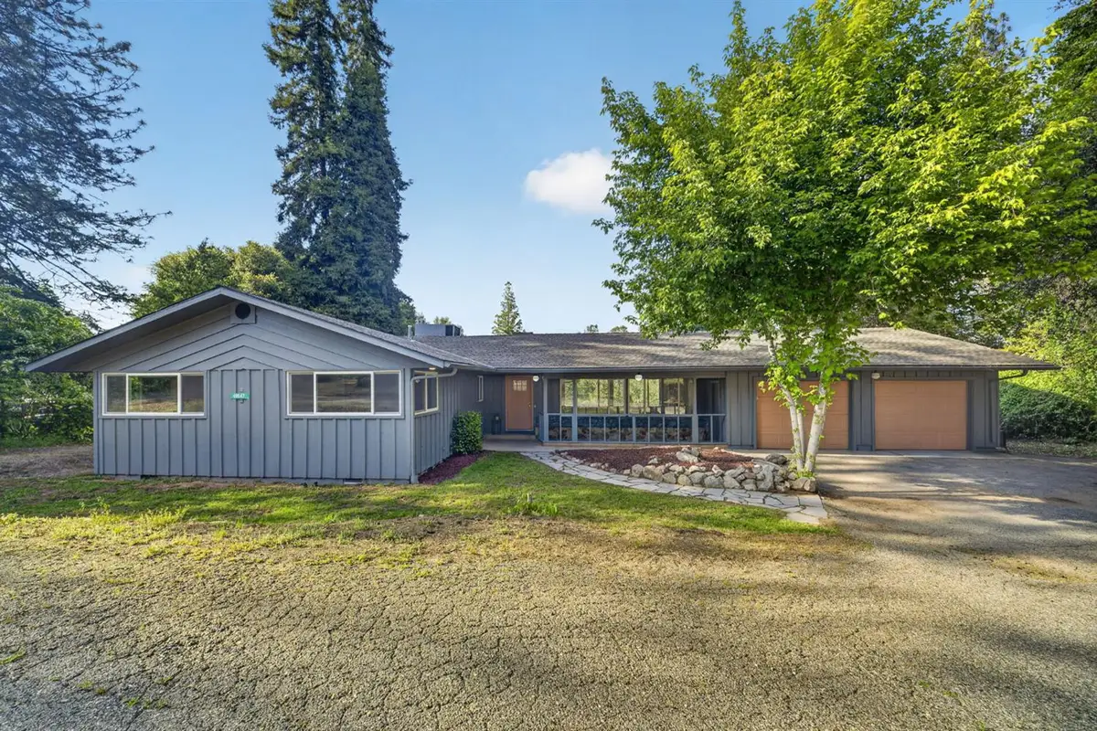 49947 Road 426, Oakhurst, CA 93644 - #1