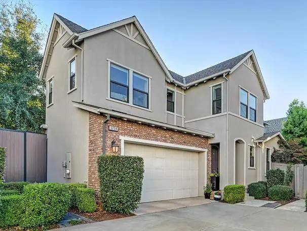 3204 Dullanty, Sacramento, CA 95816 - #2