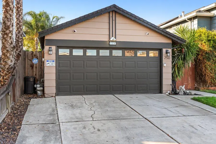 250 Hawthorne Drive, Tracy, CA 95376 - #3