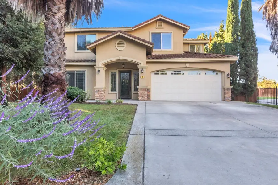 15 Catas, Sacramento, CA 95833 - #2