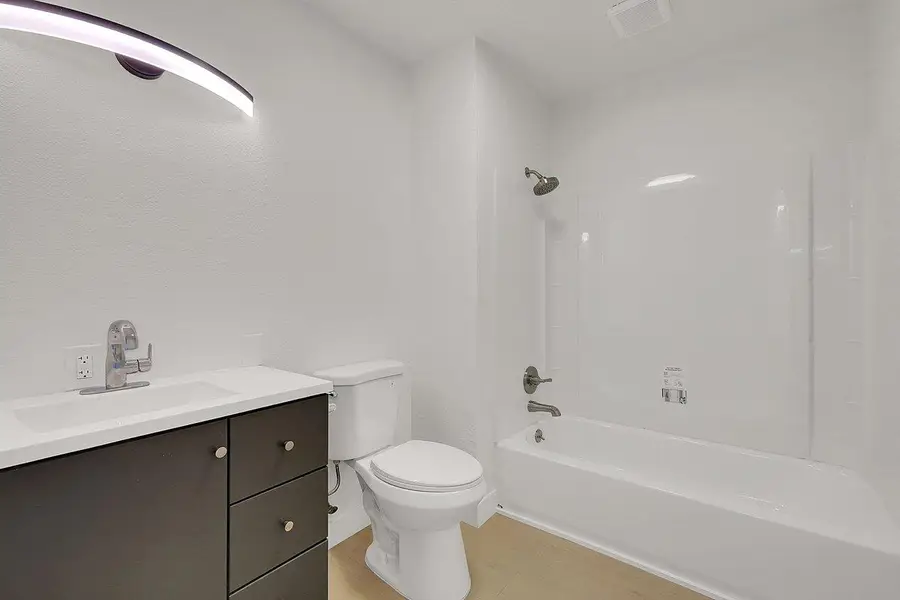 2137 Holcomb Avenue, Yuba City, CA 95993 - #3