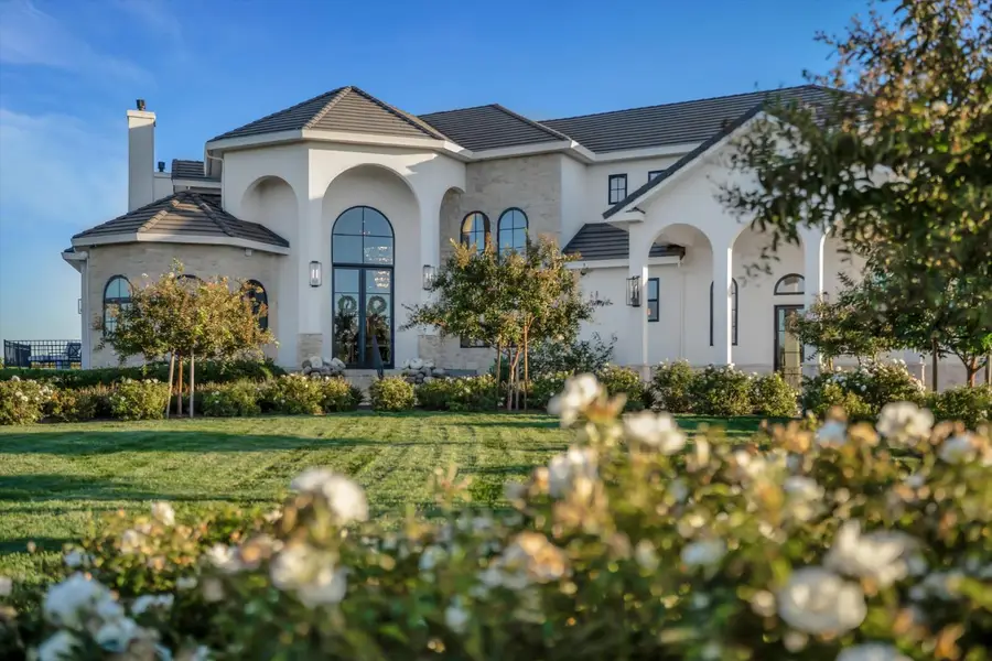 29638 Via Casalina Parkway, Escalon, CA 95320 - #2