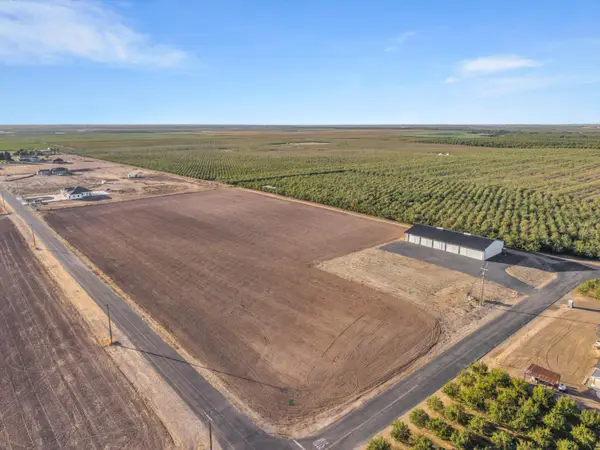 8371 S La Castella Lane, Escalon, CA 95230