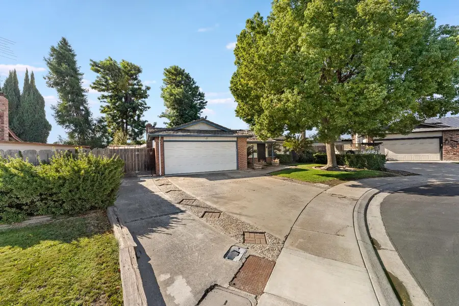 1024 Wilma Court, Ripon, CA 95366 - #2