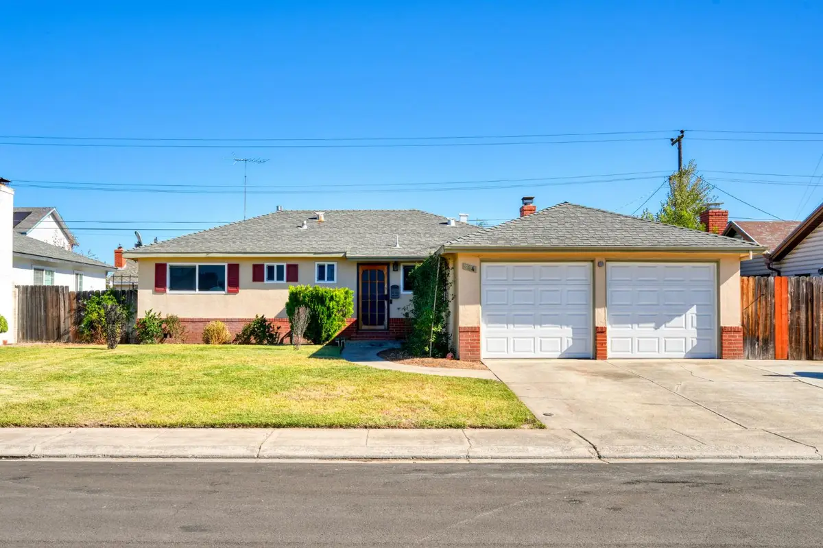 344 Harding, Manteca, CA 95336 - #1